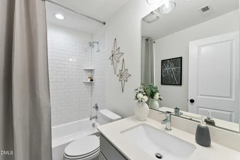 $329,999 | 4821 Gossamer Lane, Unit 103, Raleigh, NC 27616