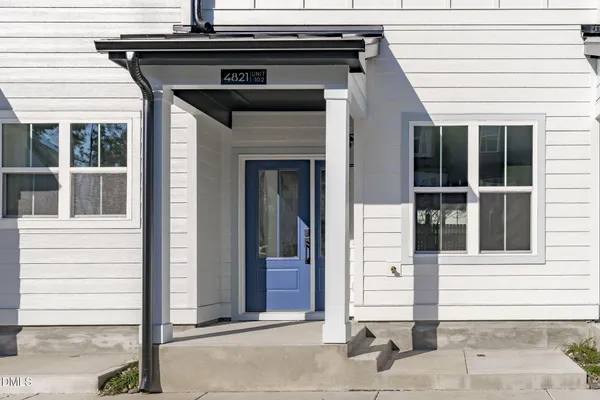 $329,999 | 4821 Gossamer Lane, Unit 103, Raleigh, NC 27616