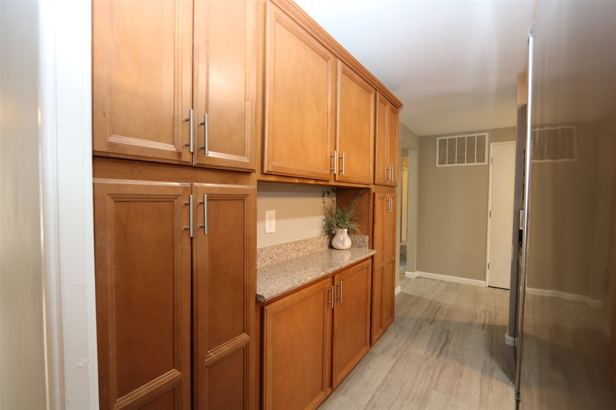 2421 York Road South Bend, IN 46614 - Photo 8 of 20 Gallery Image 8