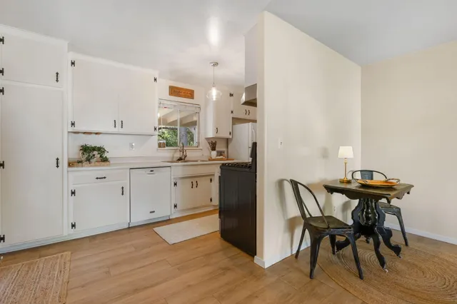 $965,000 | 3628 Pine Street, Santa Ynez, CA 93460