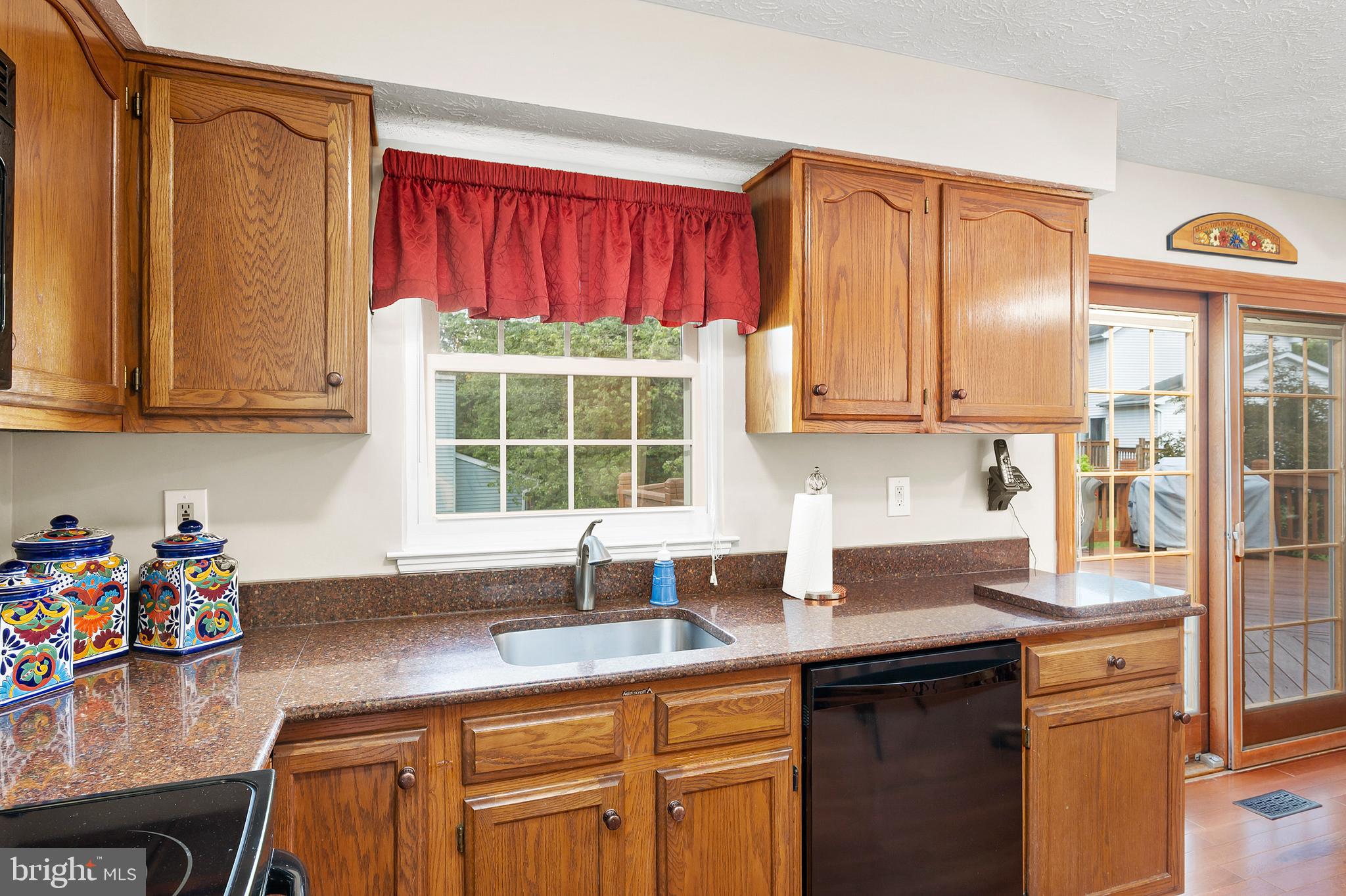 9304 Kings Grant Road Laurel, MD 20723 - Photo 11 of 32 Kitchen (alt view)