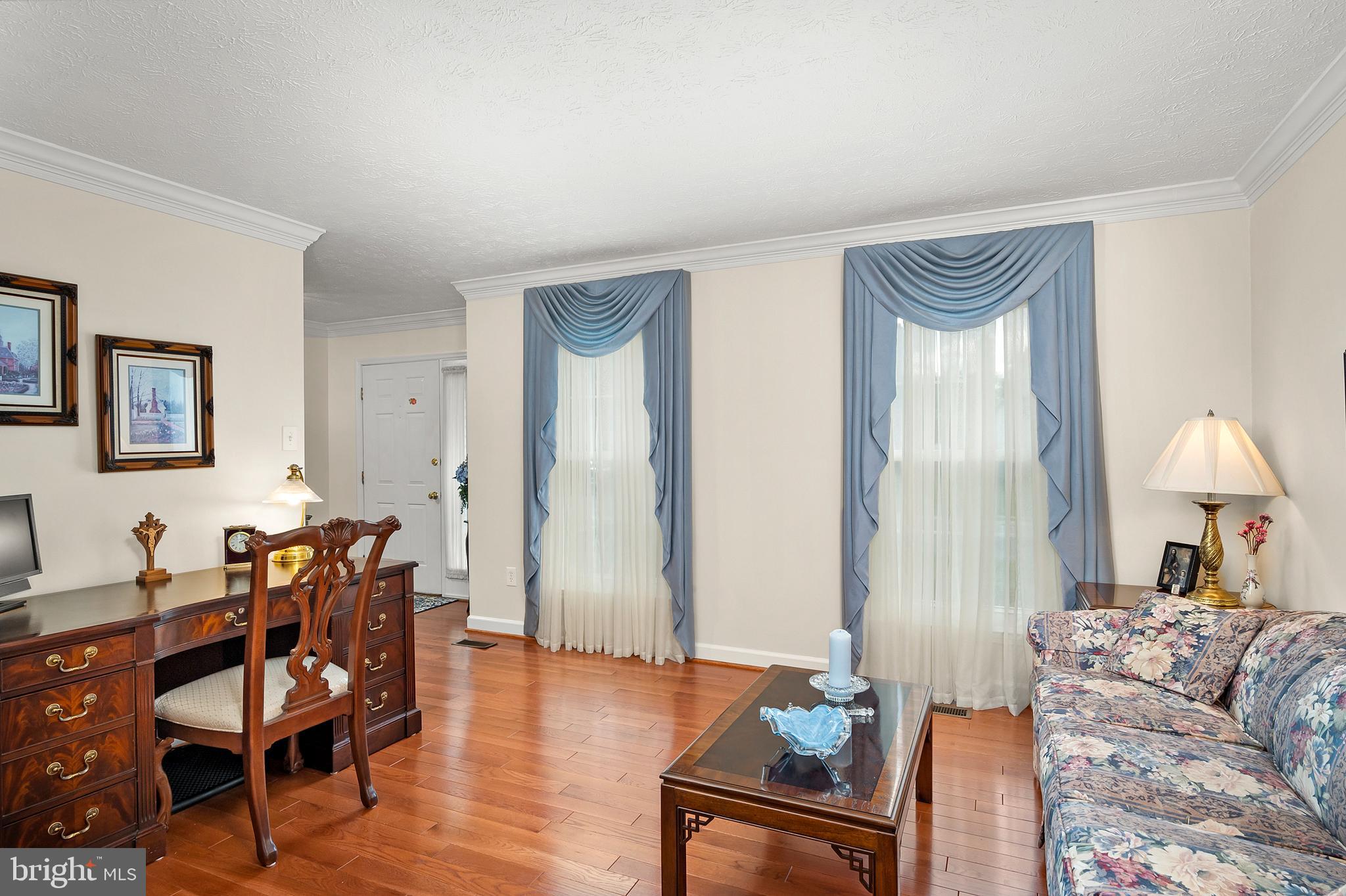 9304 Kings Grant Road Laurel, MD 20723 - Photo 6 of 32 Living Room (alt view)