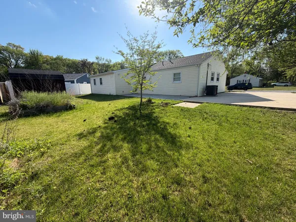 $2,850 | 1020 South Gerald Drive, Newark, DE 19713