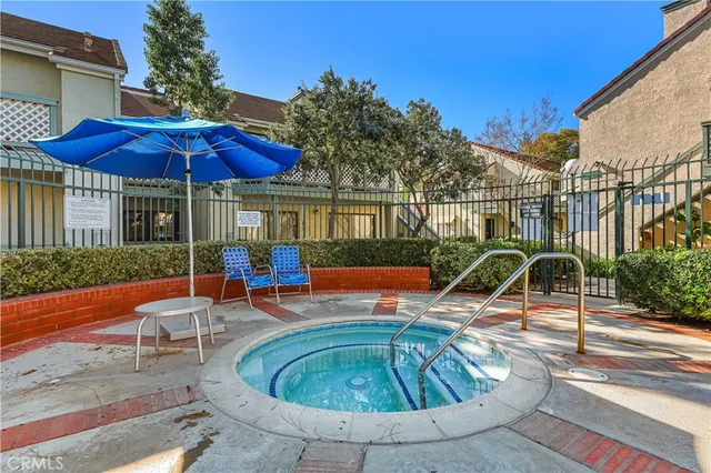 $460,000 | 3512 West Stonepine Lane, Unit D, Anaheim, CA 92804