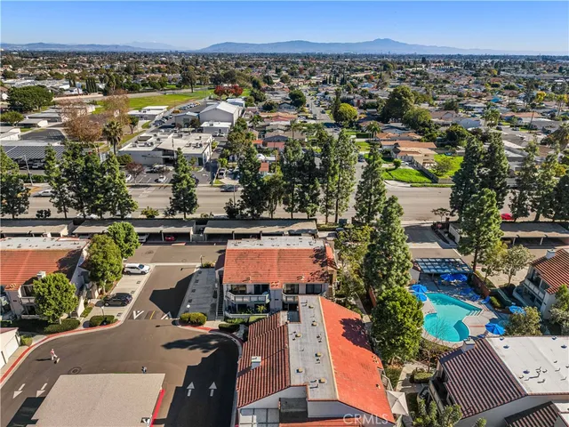 $460,000 | 3512 West Stonepine Lane, Unit D, Anaheim, CA 92804