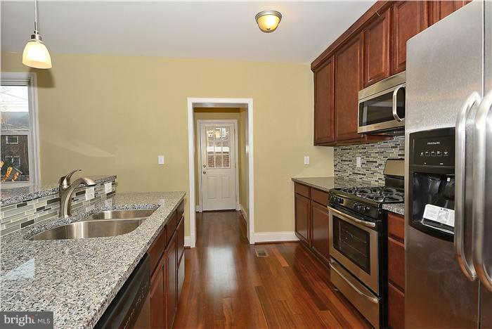 1645 Shadyside Road Baltimore, MD 21218 - Photo 8 of 28 Kitchen
