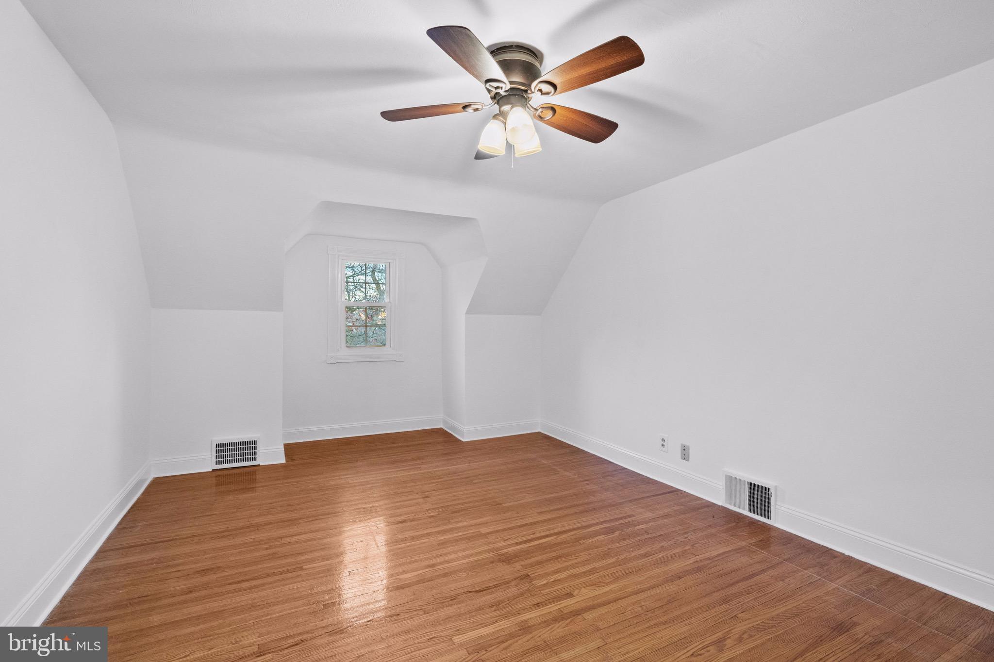 105 Haverford Road Folsom, PA 19033 - Photo 22 of 29 Gallery Image 22