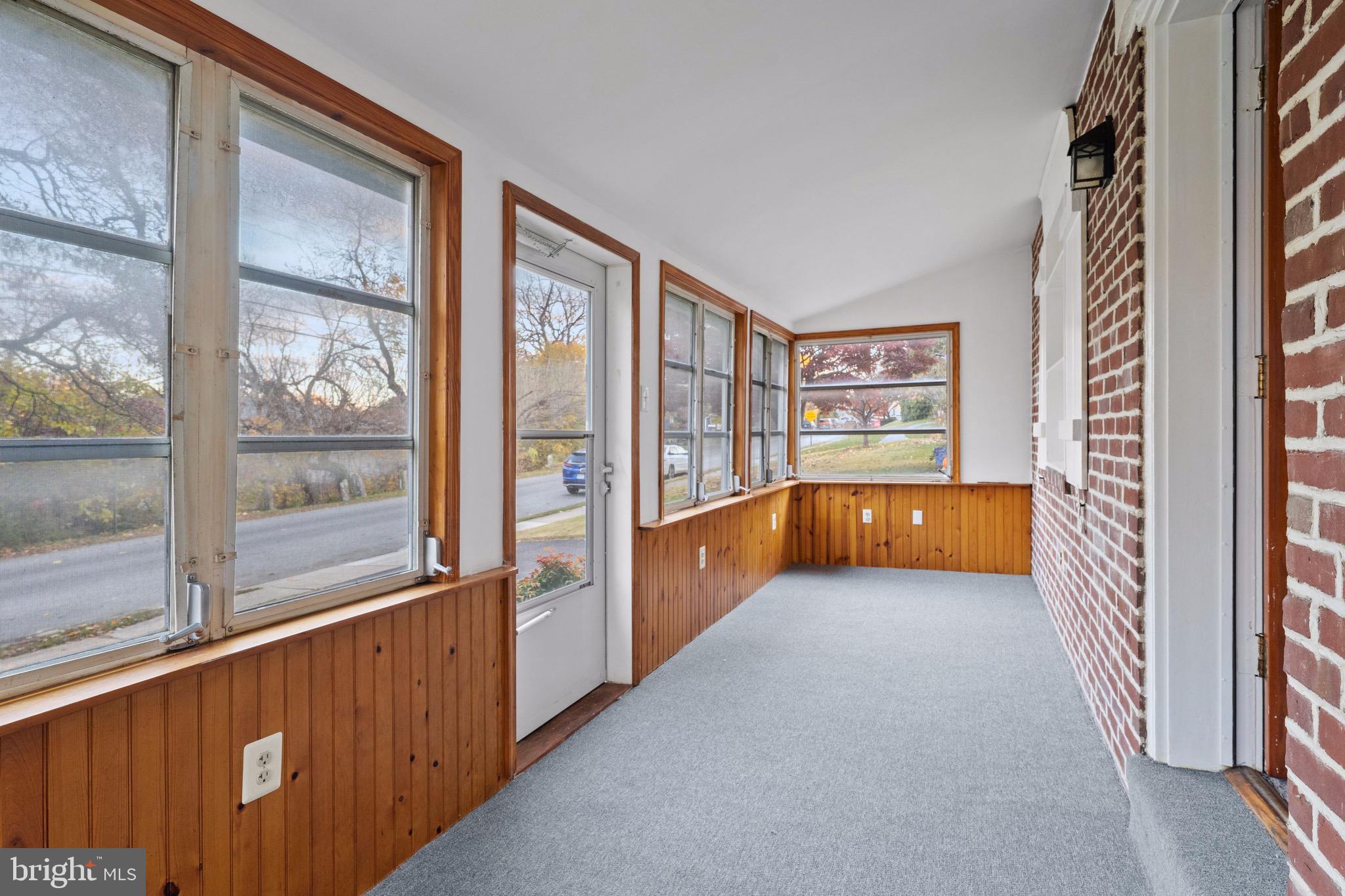 105 Haverford Road Folsom, PA 19033 - Photo 4 of 29 Gallery Image 4
