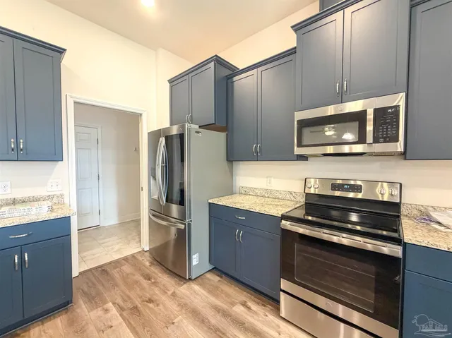 $2,325 | 5738 Dunridge Drive, Pace, FL 32571