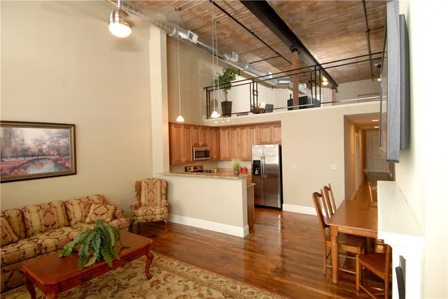 $2,025 | 618 Main Street, Unit 5102, Coventry, RI 02816