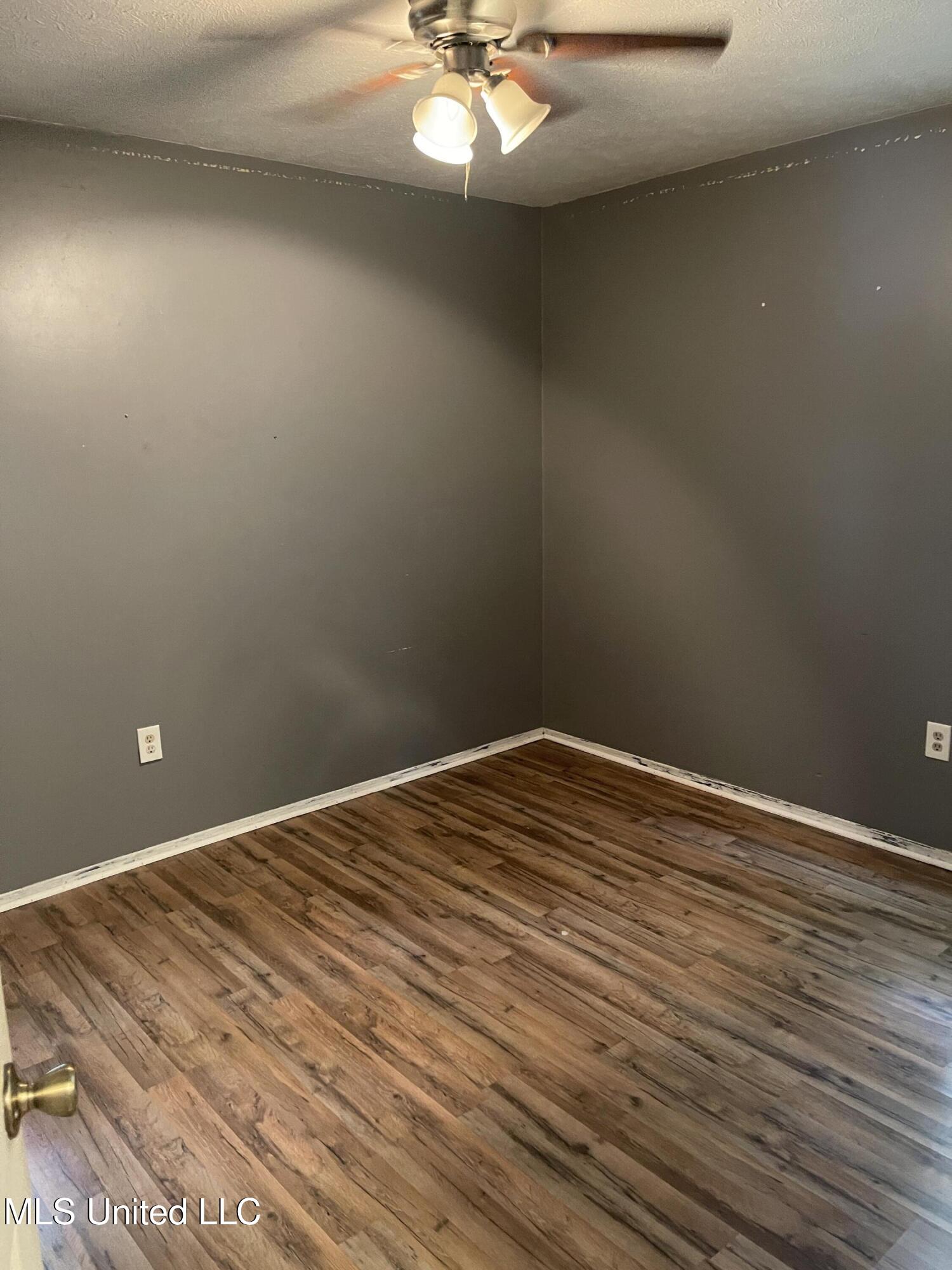 2092 Roberts Lane Wesson, MS 39191 - Photo 17 of 45 IMG_3984