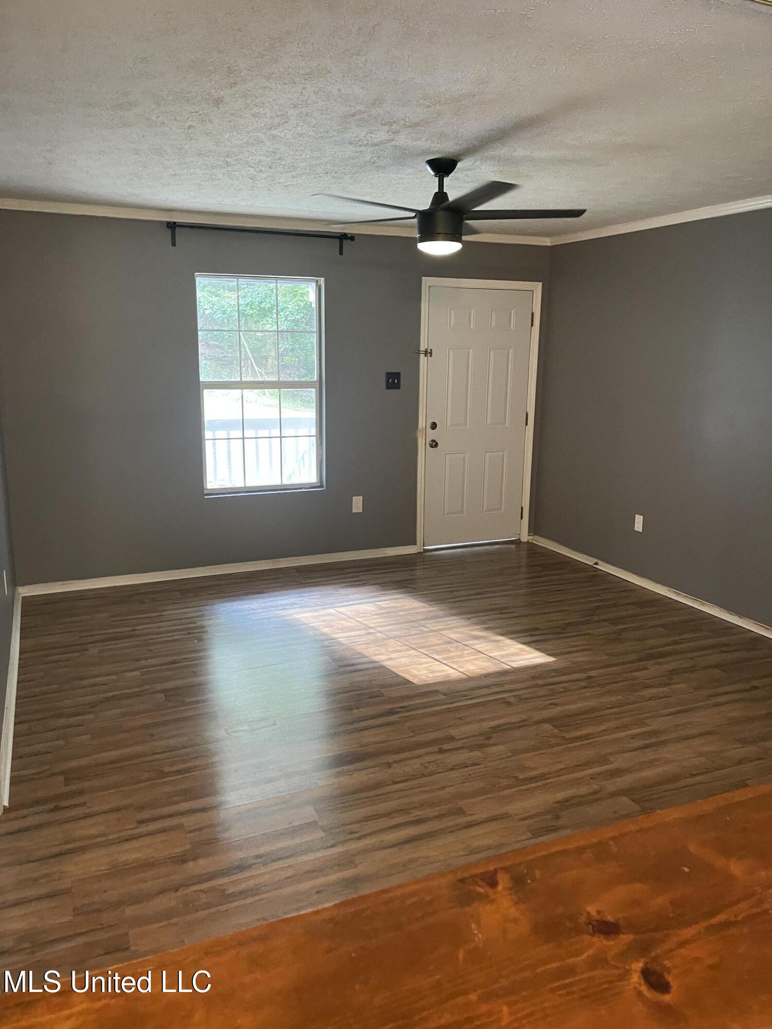 2092 Roberts Lane Wesson, MS 39191 - Photo 2 of 45 IMG_4022