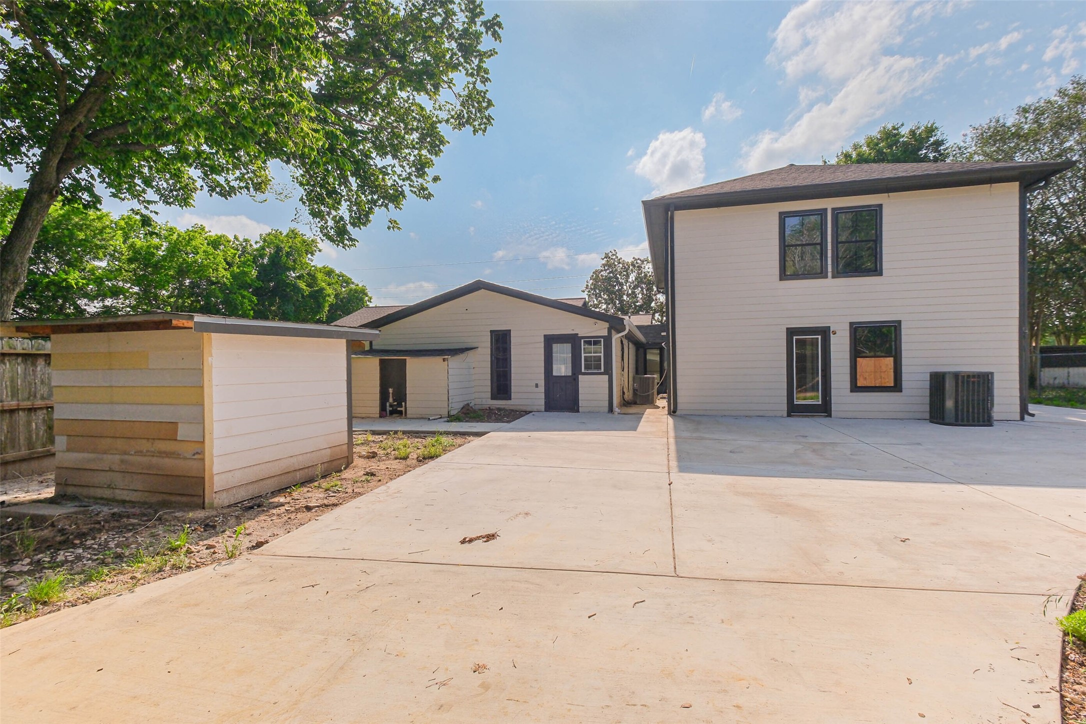 11019 Clodine Road Sugar Land, TX 77498 - Photo 35 of 39 front view of a house with a street