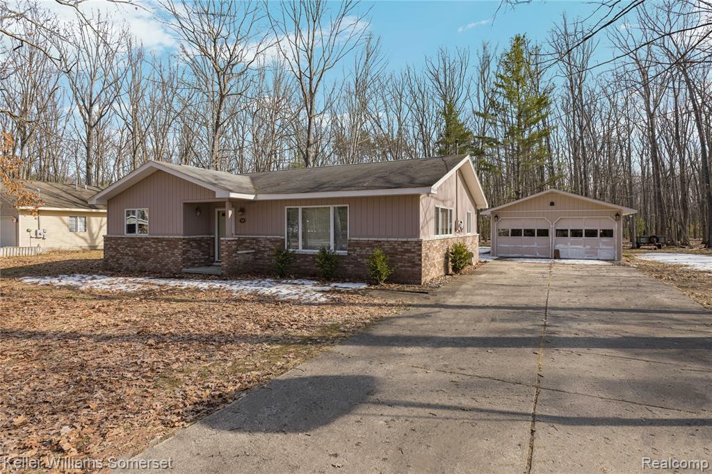 208 Hitchcock Road Roscommon, MI 48653 - Photo 5 of 63