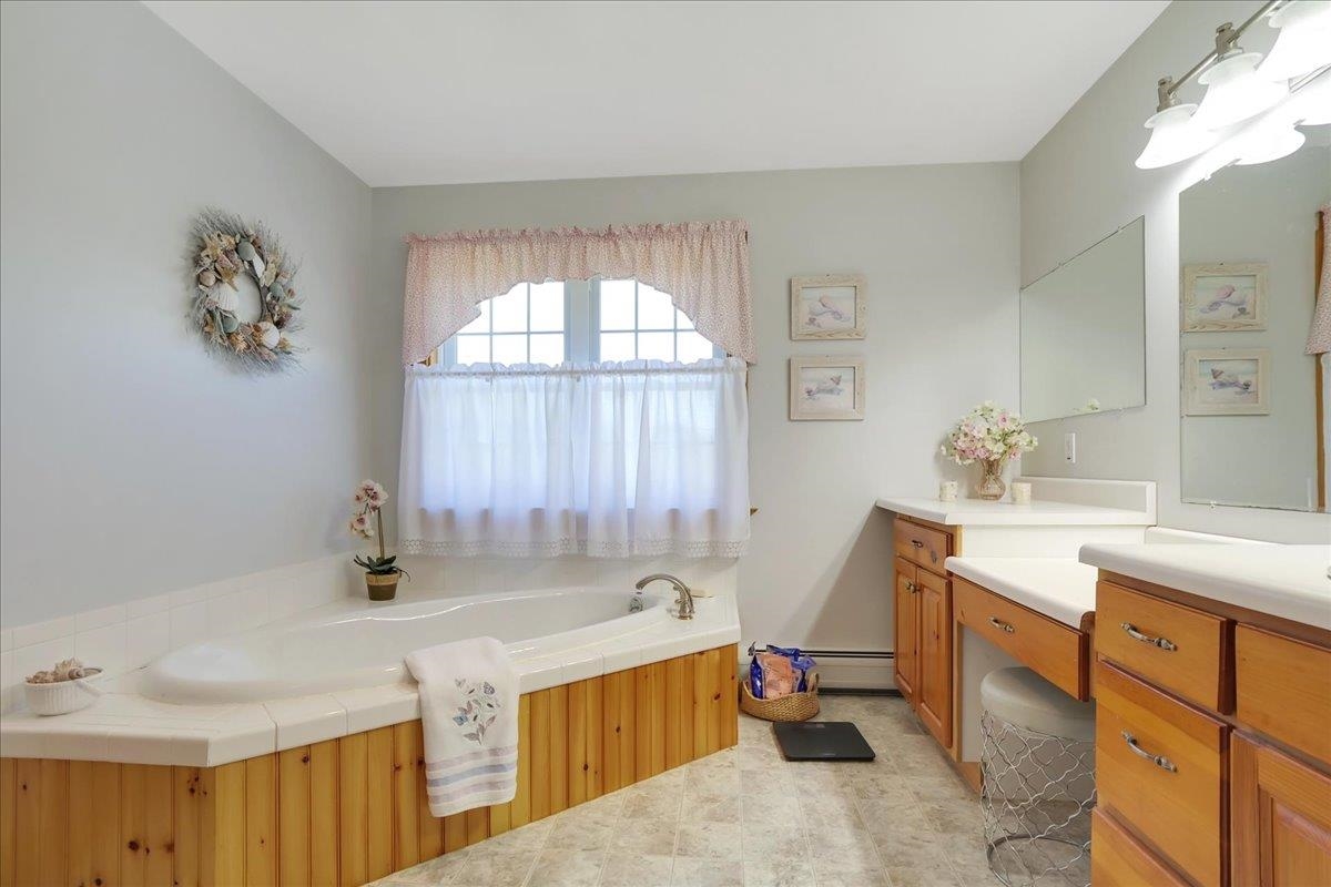 13 Corral Drive Milton, VT 05468 - Photo 16 of 40