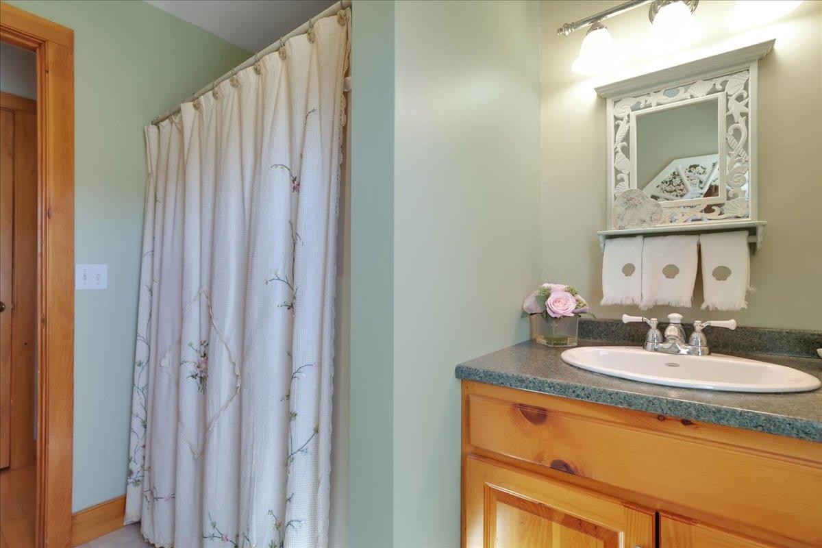 13 Corral Drive Milton, VT 05468 - Photo 8 of 40