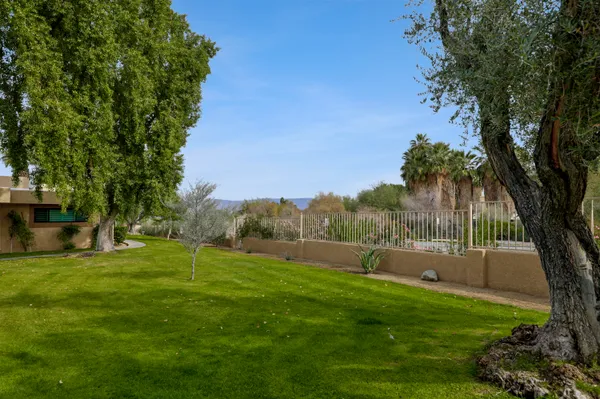 a view of an outdoor space