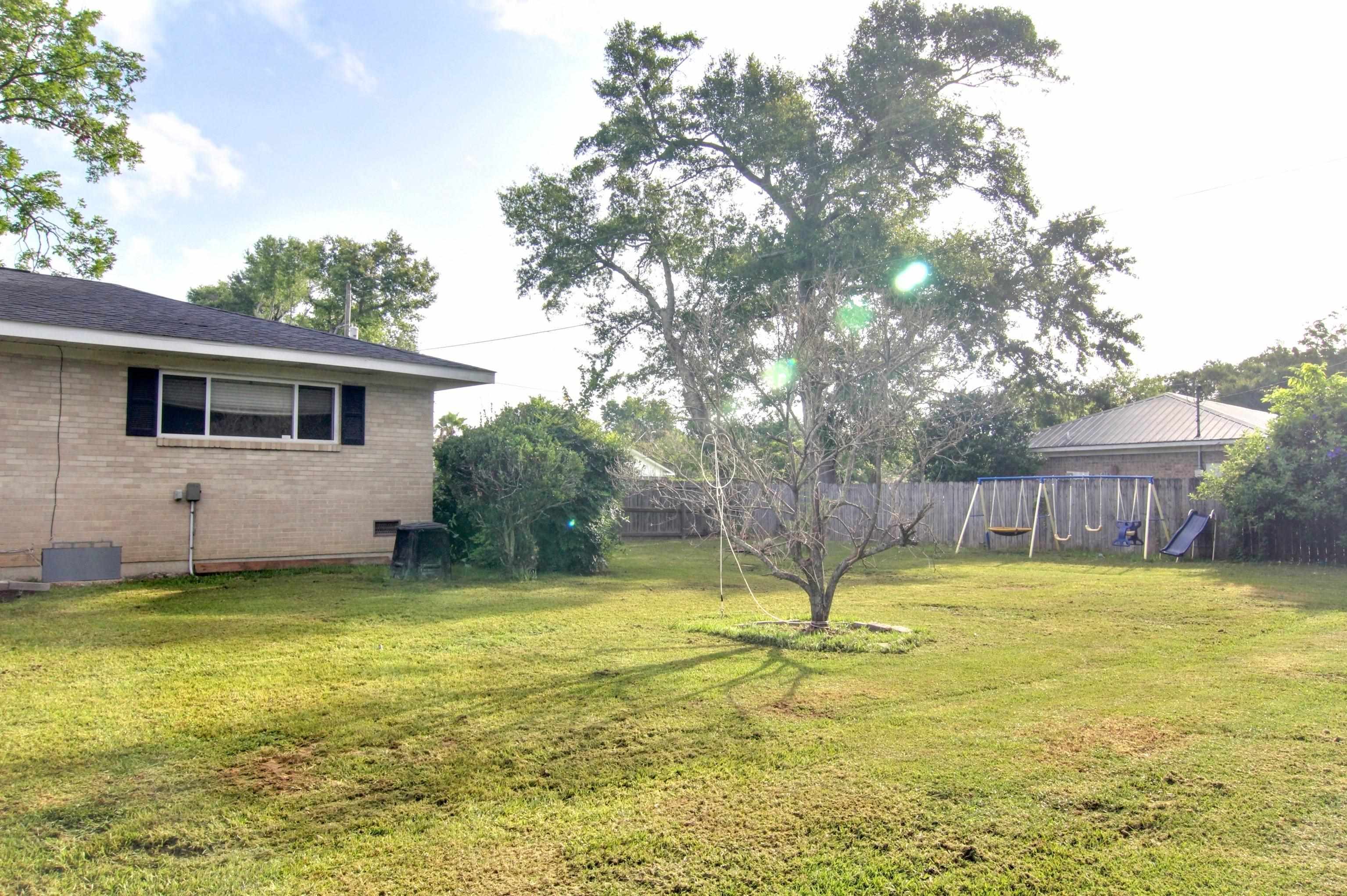 700 East Myrtle Avenue Foley, AL 36535 - Photo 6 of 28 Back Yard