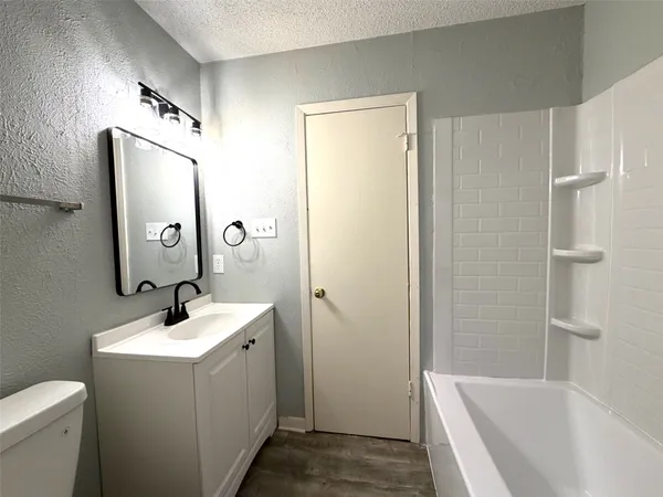 $1,595 | 317 West William Cannon Drive, Unit B, Austin, TX 78745