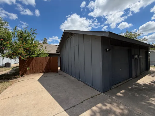 $1,595 | 317 West William Cannon Drive, Unit B, Austin, TX 78745