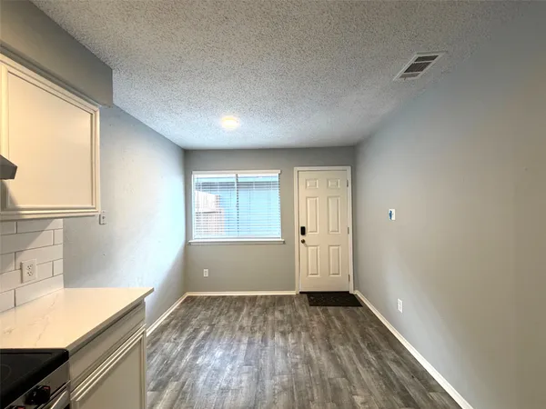 $1,595 | 317 West William Cannon Drive, Unit B, Austin, TX 78745