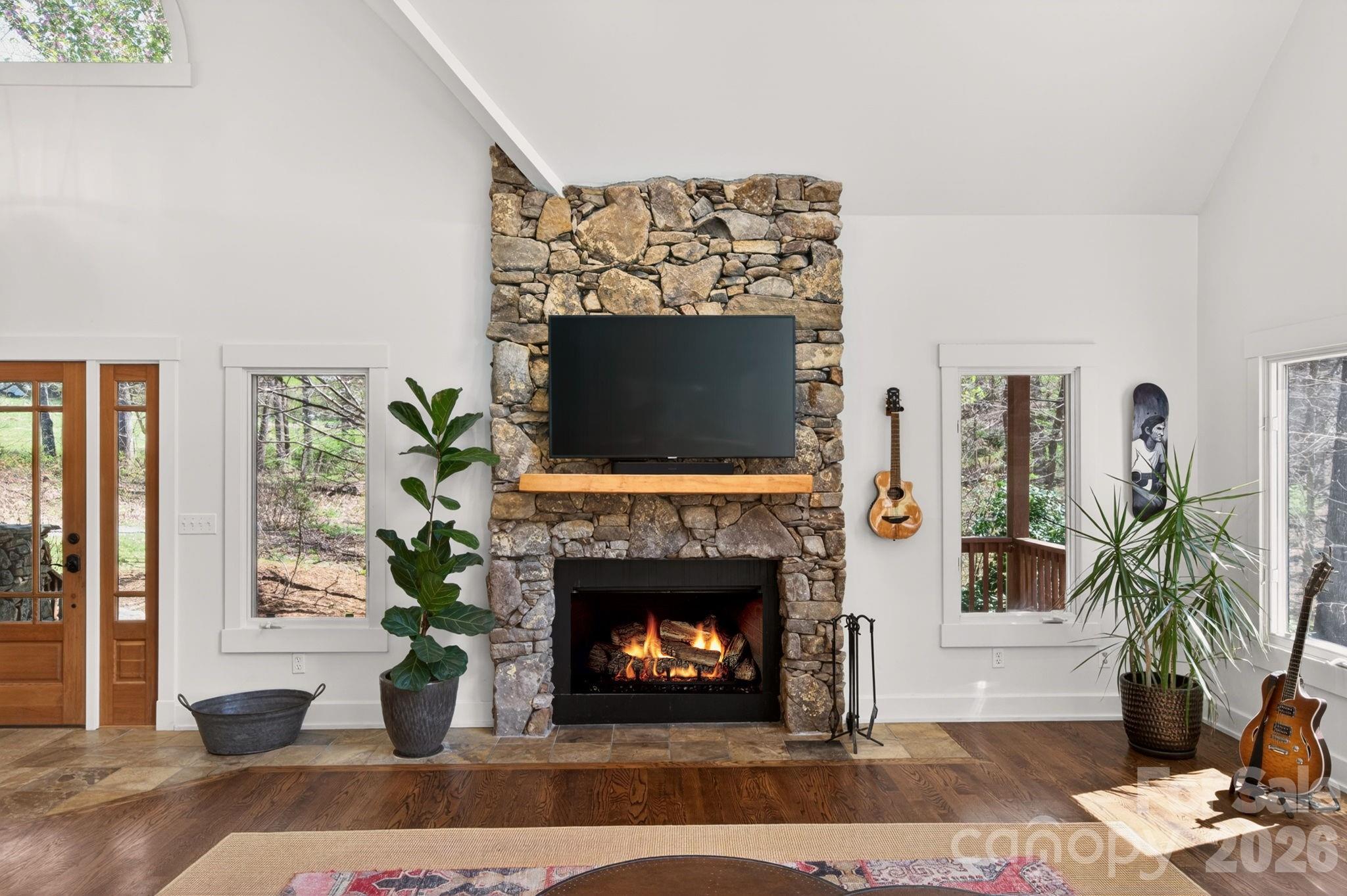 257 Jones Cove Road Asheville, NC 28805 - Photo 8 of 47