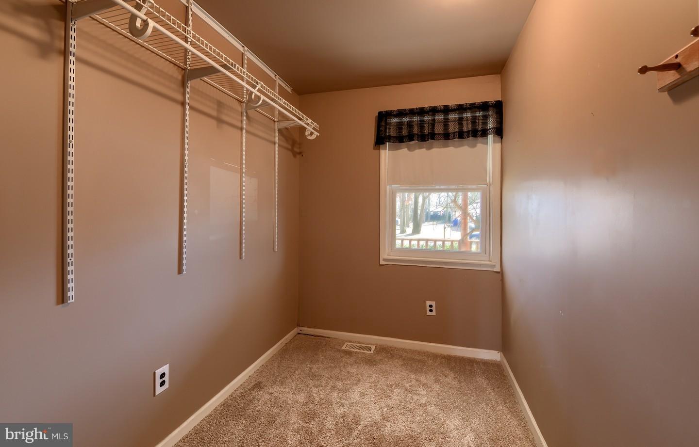 37 Henry Street Riverside, NJ 08075 - Photo 13 of 26