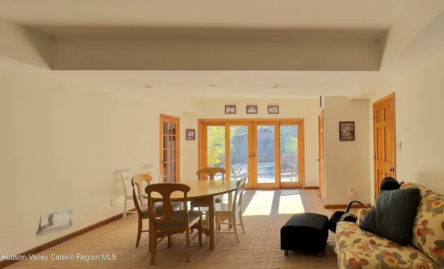 $885,000 | 2 Superstitious Drive, Athens, NY 12015