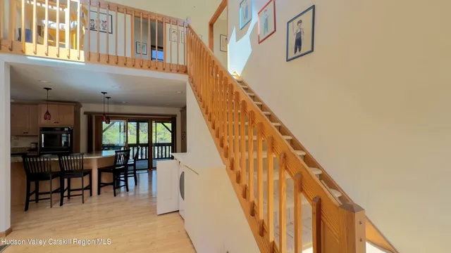 $885,000 | 2 Superstitious Drive, Athens, NY 12015