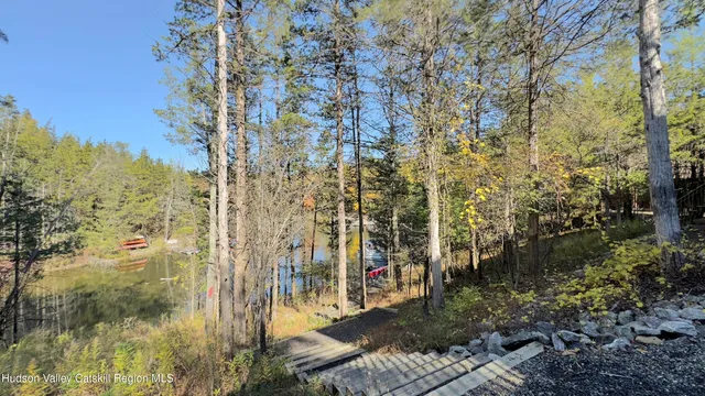 $885,000 | 2 Superstitious Drive, Athens, NY 12015