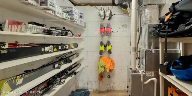 $885,000 | 2 Superstitious Drive, Athens, NY 12015