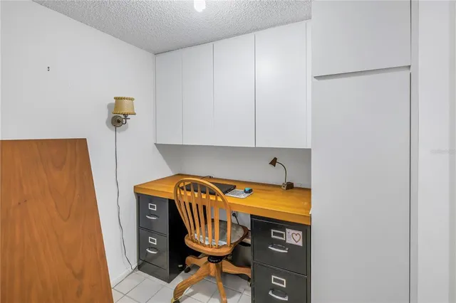 $285,000 | 1400 1st Avenue West, Unit G1, Bradenton, FL 34205