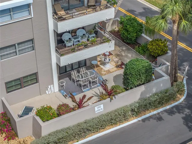 $285,000 | 1400 1st Avenue West, Unit G1, Bradenton, FL 34205