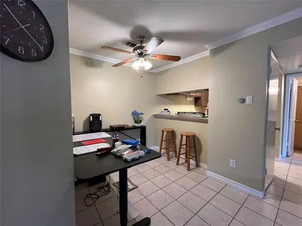 a view of empty room with front door