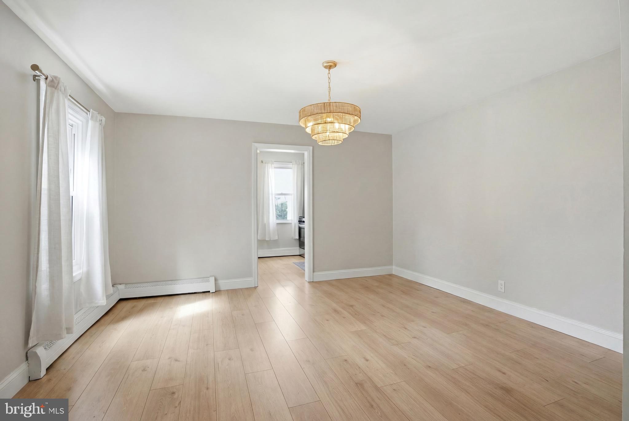241 Fairview Road Crum Lynne, PA 19022 - Photo 7 of 22 Dining Room