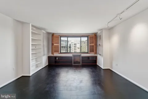 $999,500 | 800 25th Street Northwest, Unit 605, Washington, DC 20037