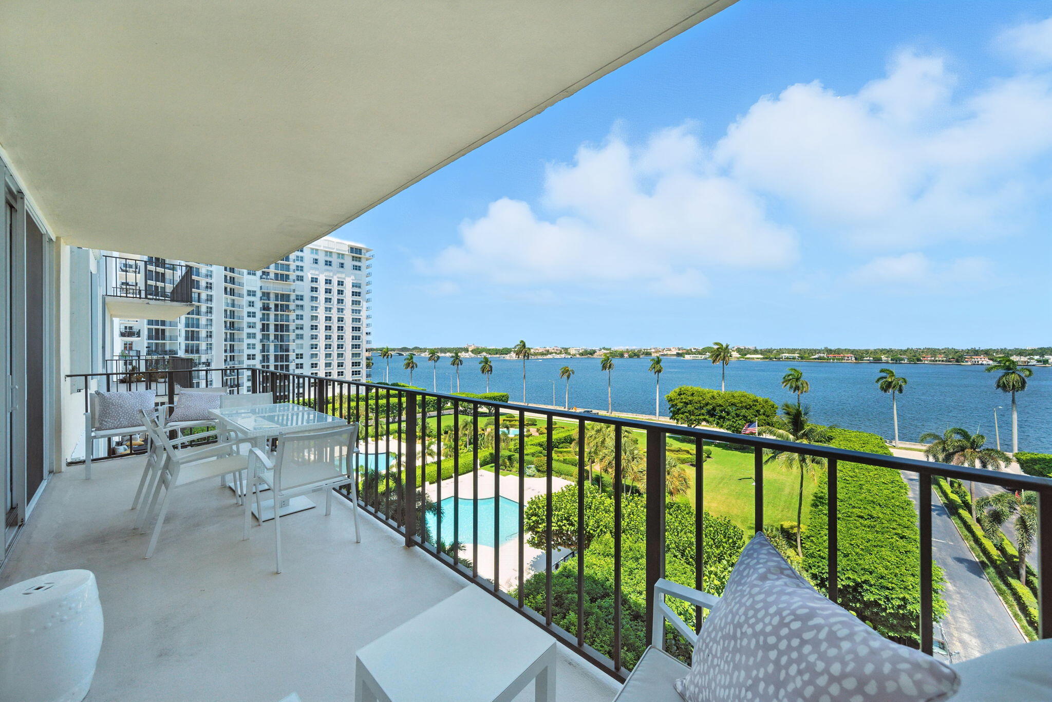 1801 South Flagler Drive, Unit 709 West Palm Beach, FL 33401 - Photo 33 of 39 a view of balcony with furniture