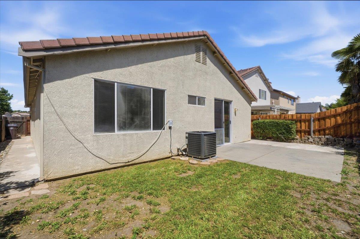 6820 Ranch House Way Citrus Heights, CA 95621 - Photo 29 of 34
