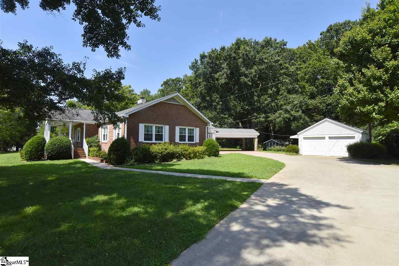 15 Dawson Road Greenville, SC 29609 - Photo 27 of 35