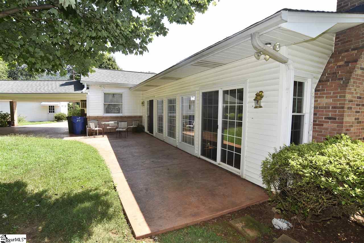 15 Dawson Road Greenville, SC 29609 - Photo 30 of 35