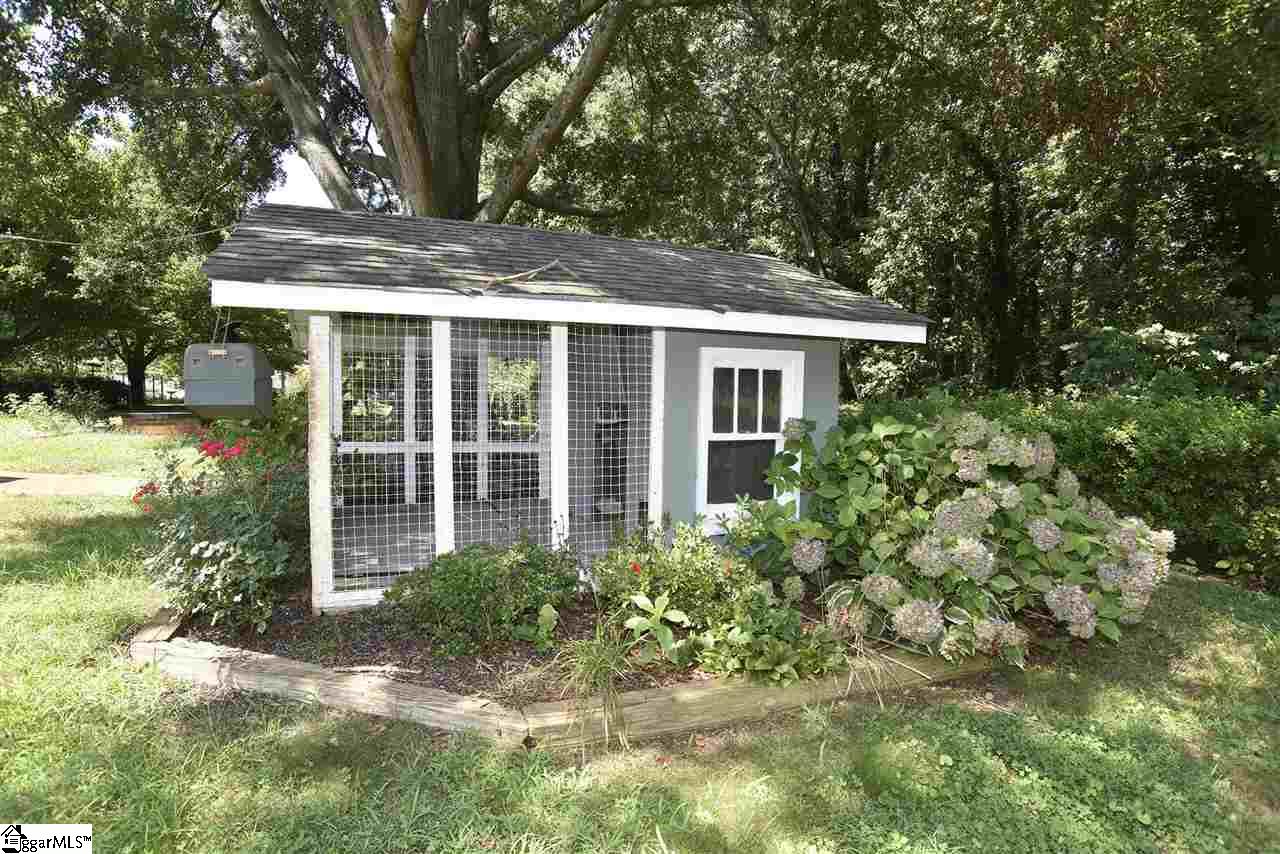15 Dawson Road Greenville, SC 29609 - Photo 32 of 35
