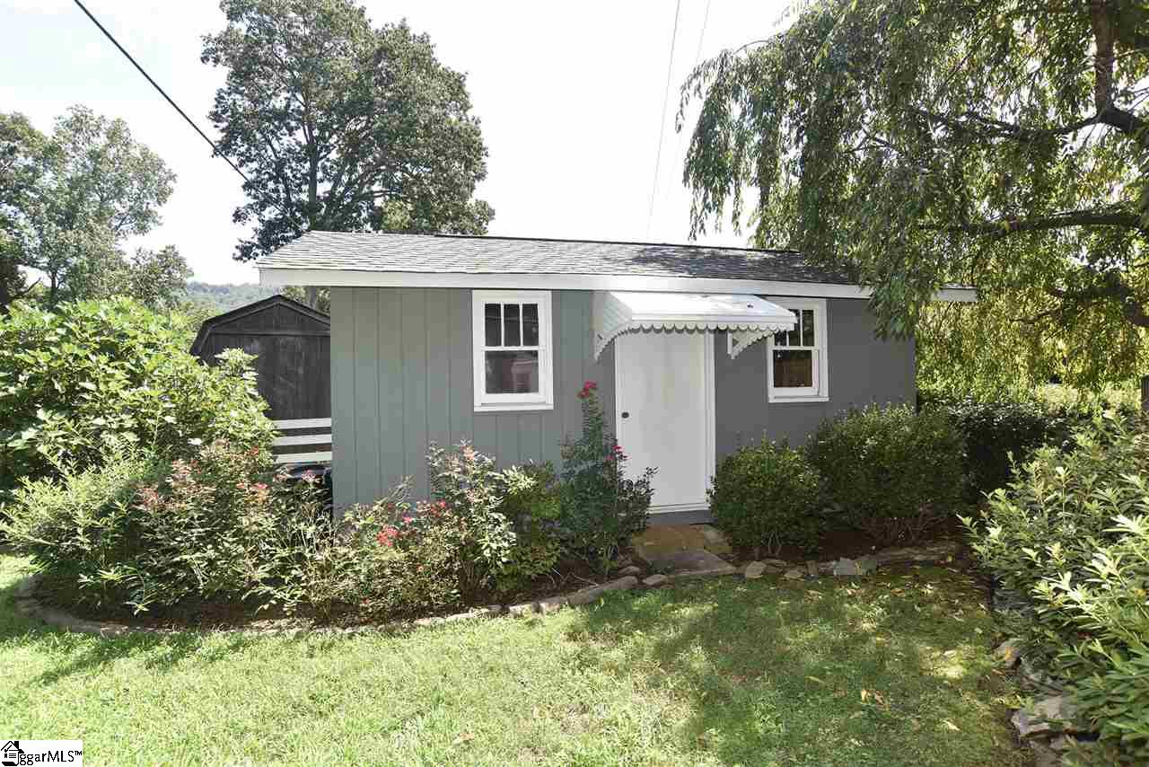 15 Dawson Road Greenville, SC 29609 - Photo 33 of 35