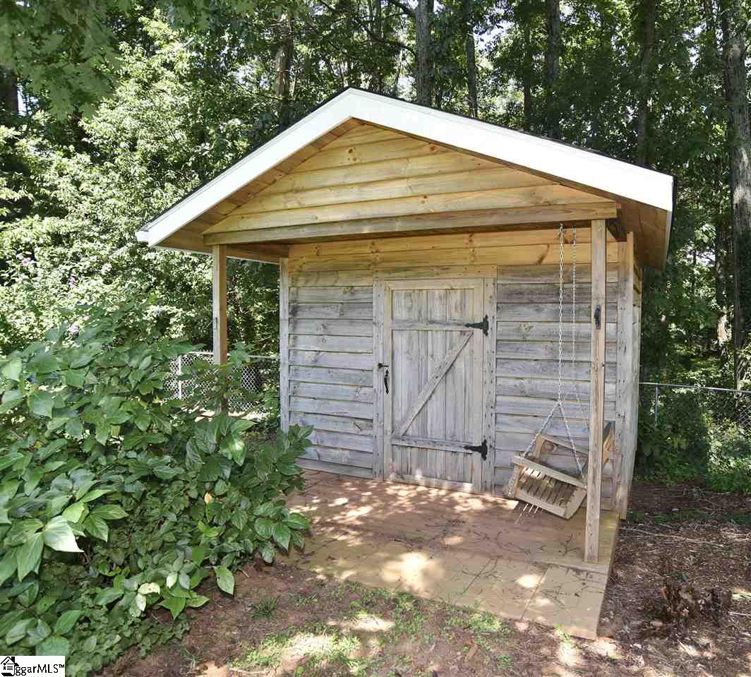 15 Dawson Road Greenville, SC 29609 - Photo 34 of 35
