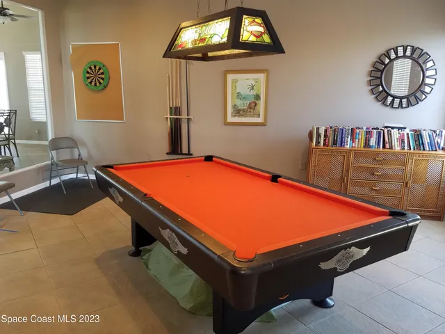 a view of a tennis court