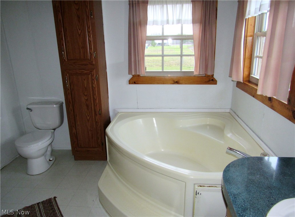 4639 Montgomery Road Orwell, OH 44076 - Photo 5 of 17 Gallery Image 5