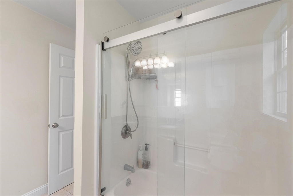 83 Pleasant Street Ayer, MA 01432 - Photo 20 of 41