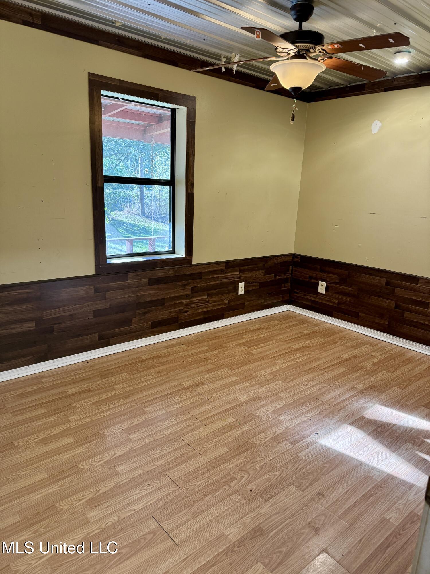 5015 Highway 15 Laurel, MS 39443 - Photo 19 of 60 Main House BR 3