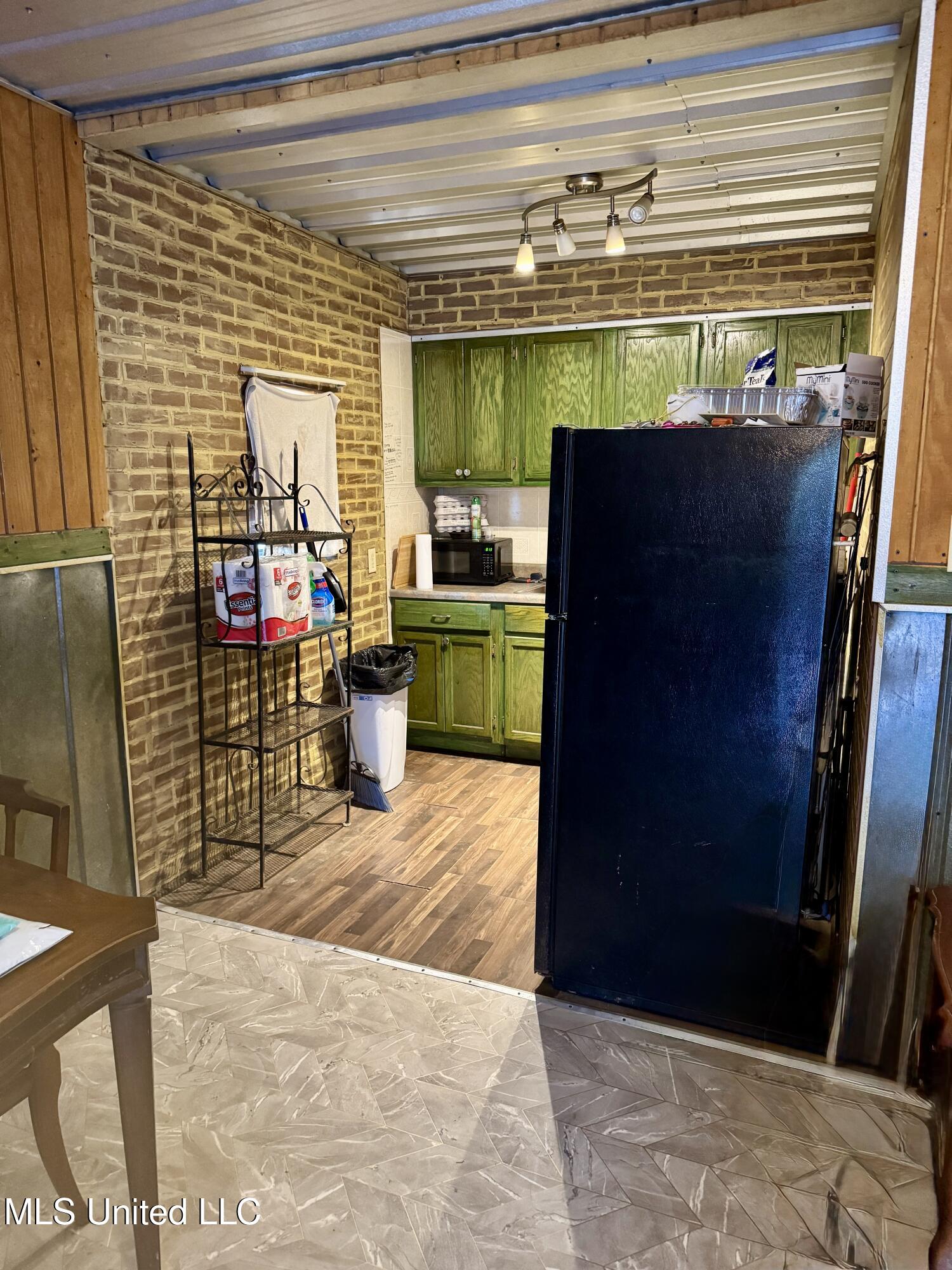 5015 Highway 15 Laurel, MS 39443 - Photo 26 of 60 2 story bottom #2