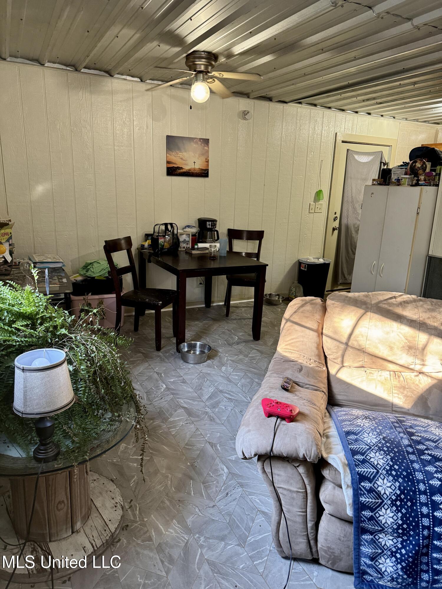 5015 Highway 15 Laurel, MS 39443 - Photo 37 of 60 2 story upstairs #3