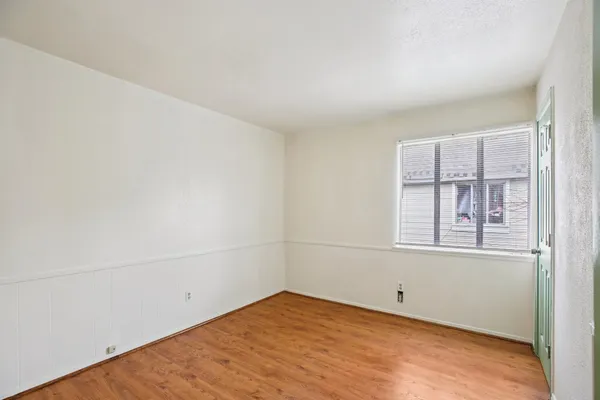 $1,500 | 8379 La Roche Lane, Houston, TX 77036